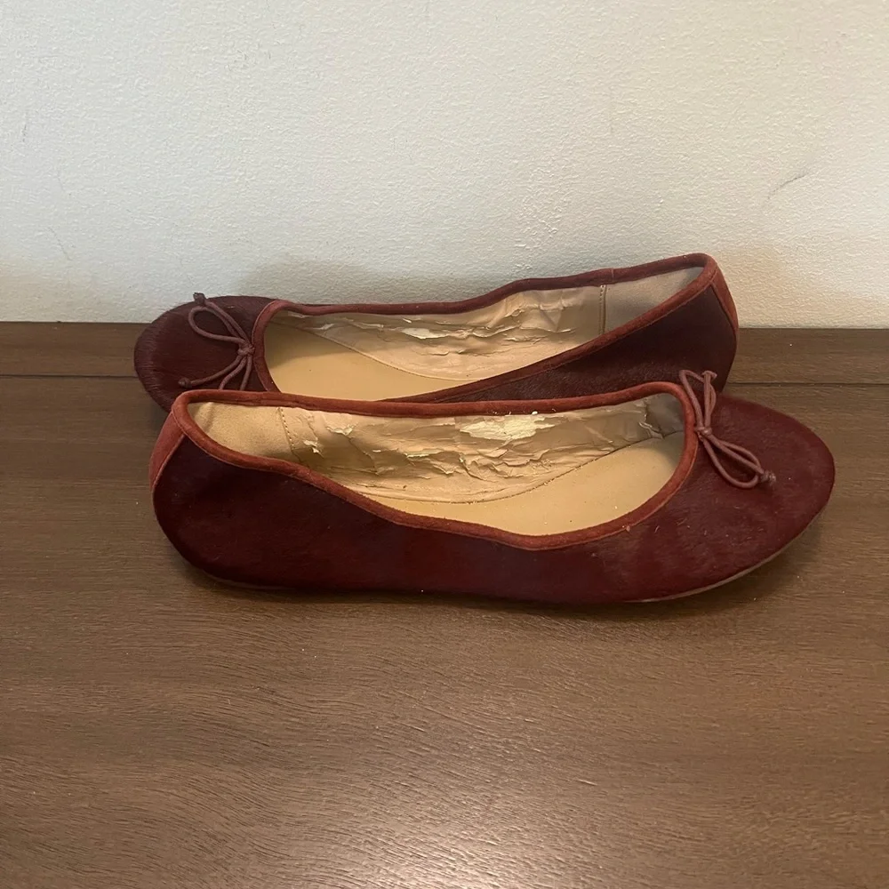 LORD & TAYLOR Ballet Flat Burgundy Ponyhair - Picture 7 of 7